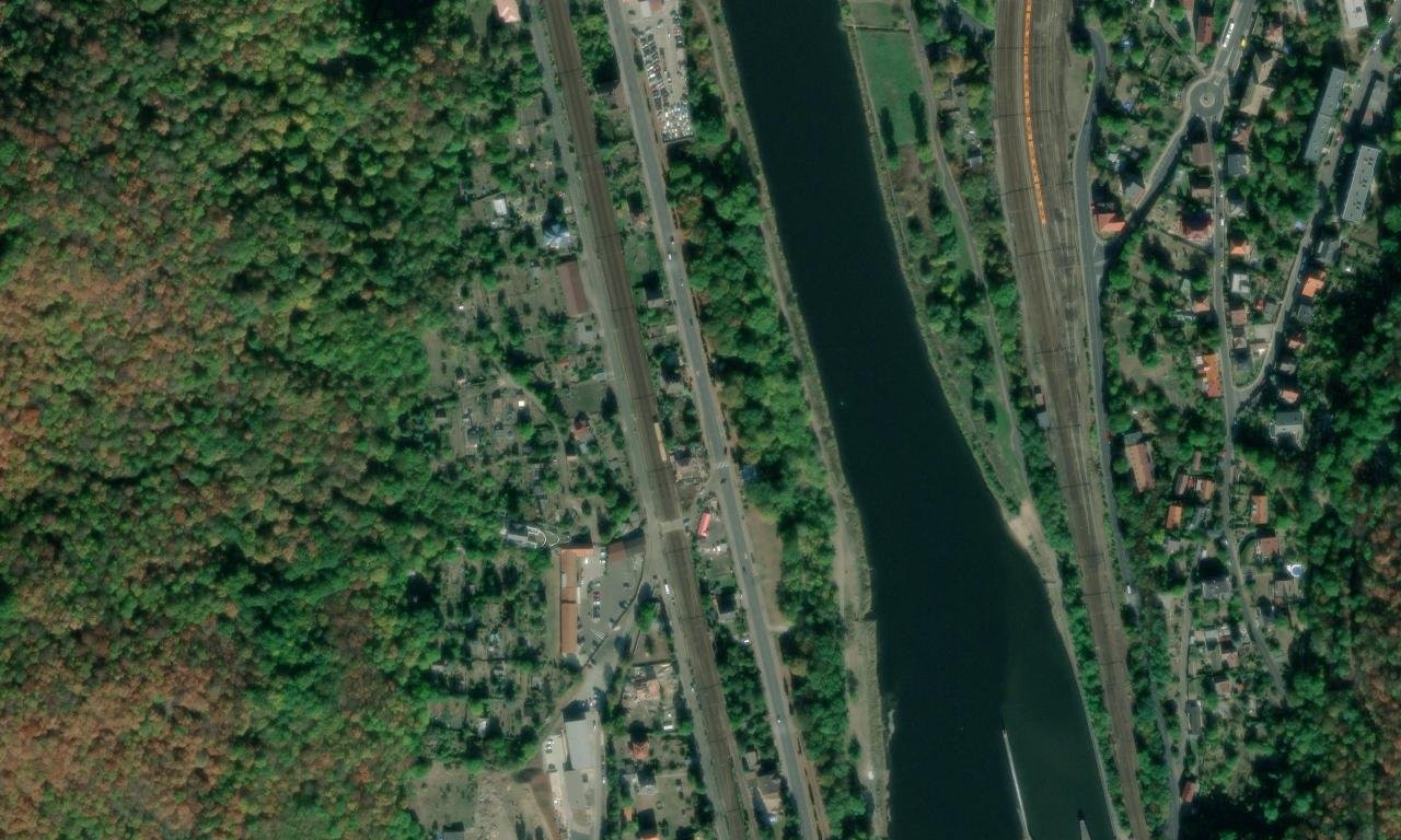 Železniční nehoda v Ústí nad Labem – letecký pohled