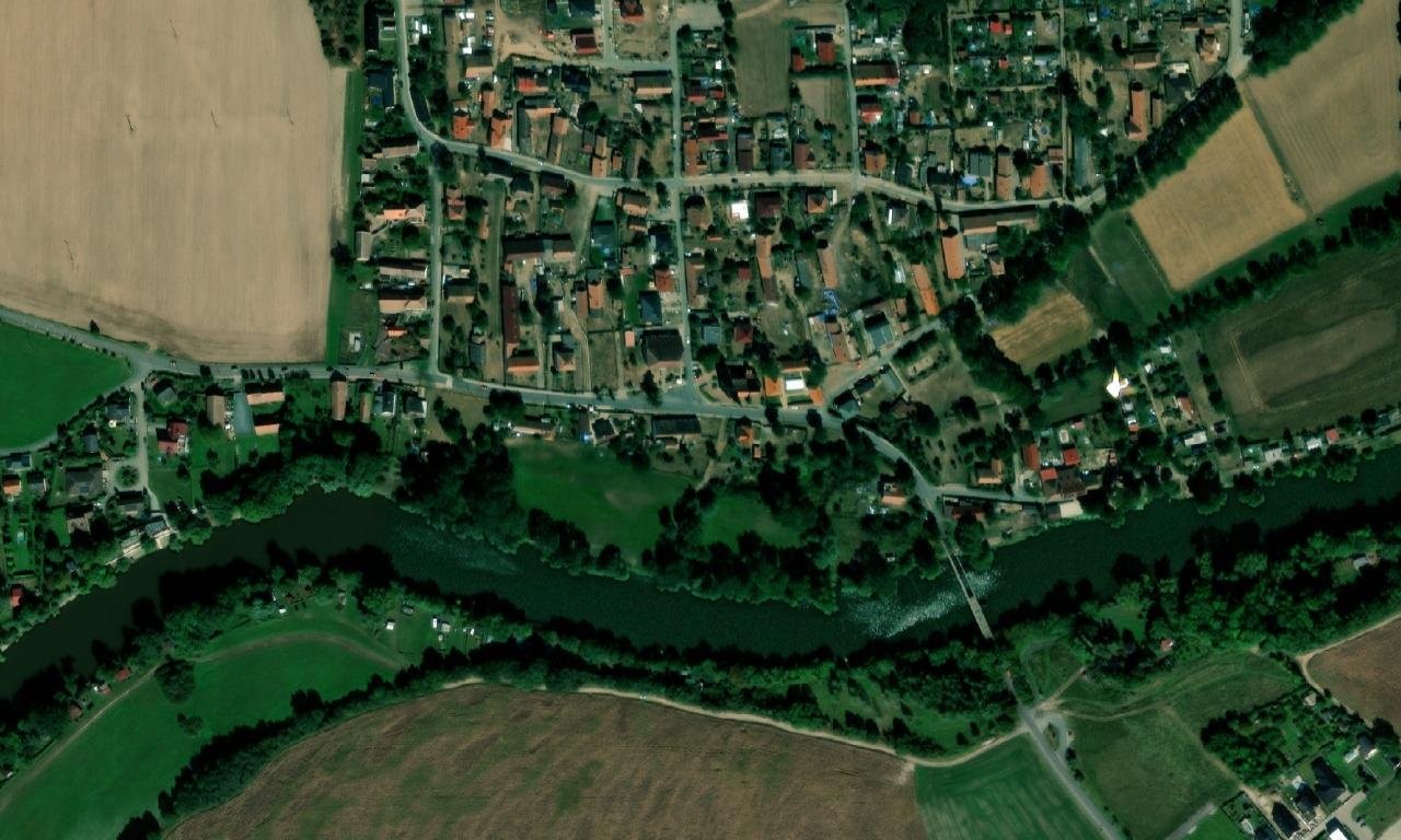 kostel svatého Bartoloměje (Kunětice) – letecký pohled