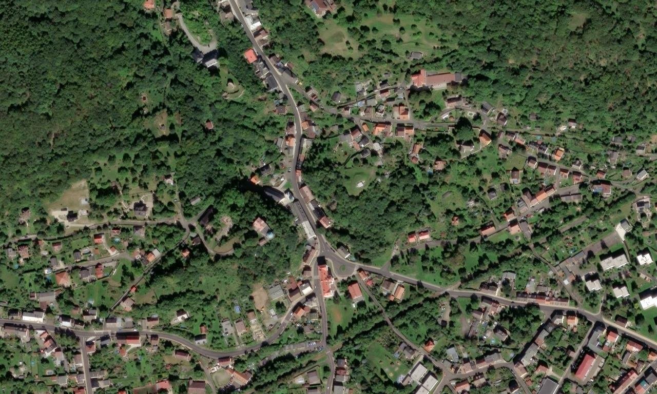 Pravoslavný kostel svatého Václava – letecký pohled