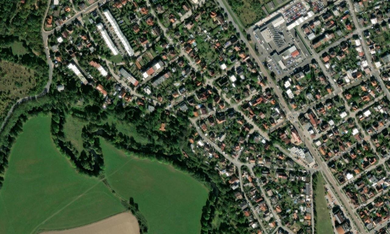Venkovský rodinný dům Gustava Helmhackera – letecký pohled