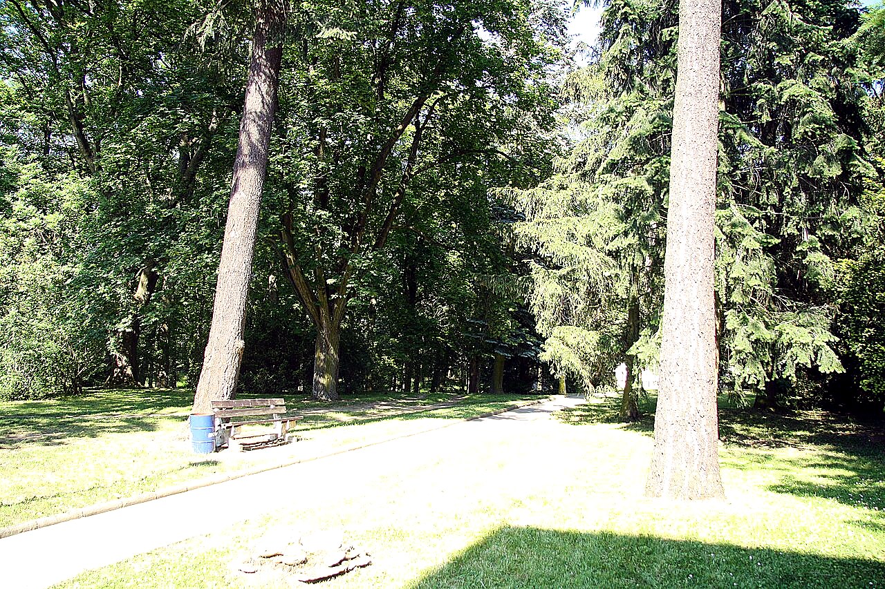 
<span>Arboretum</span>
