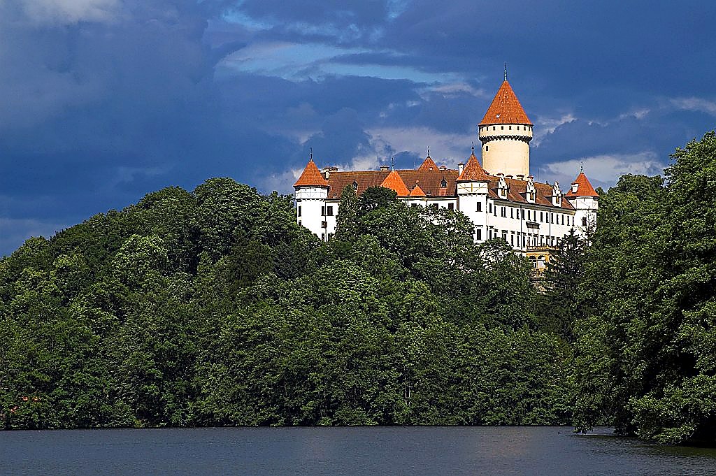 
<span>zámek Konopiště</span>
