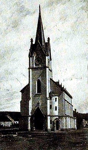 
<span>kostel svatého Floriána (Černovice)</span>
