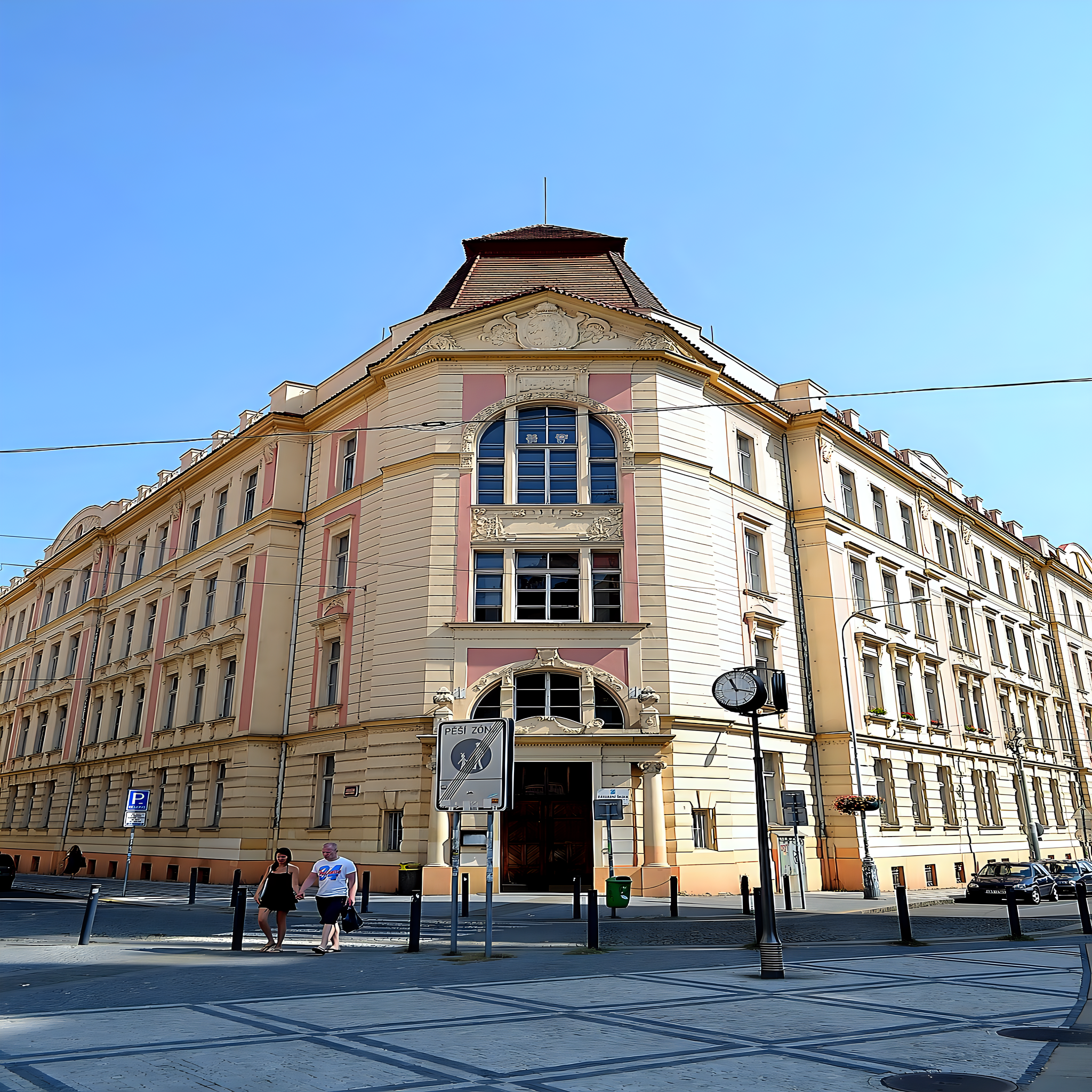 
<span>kaple bubenské reálky</span>
