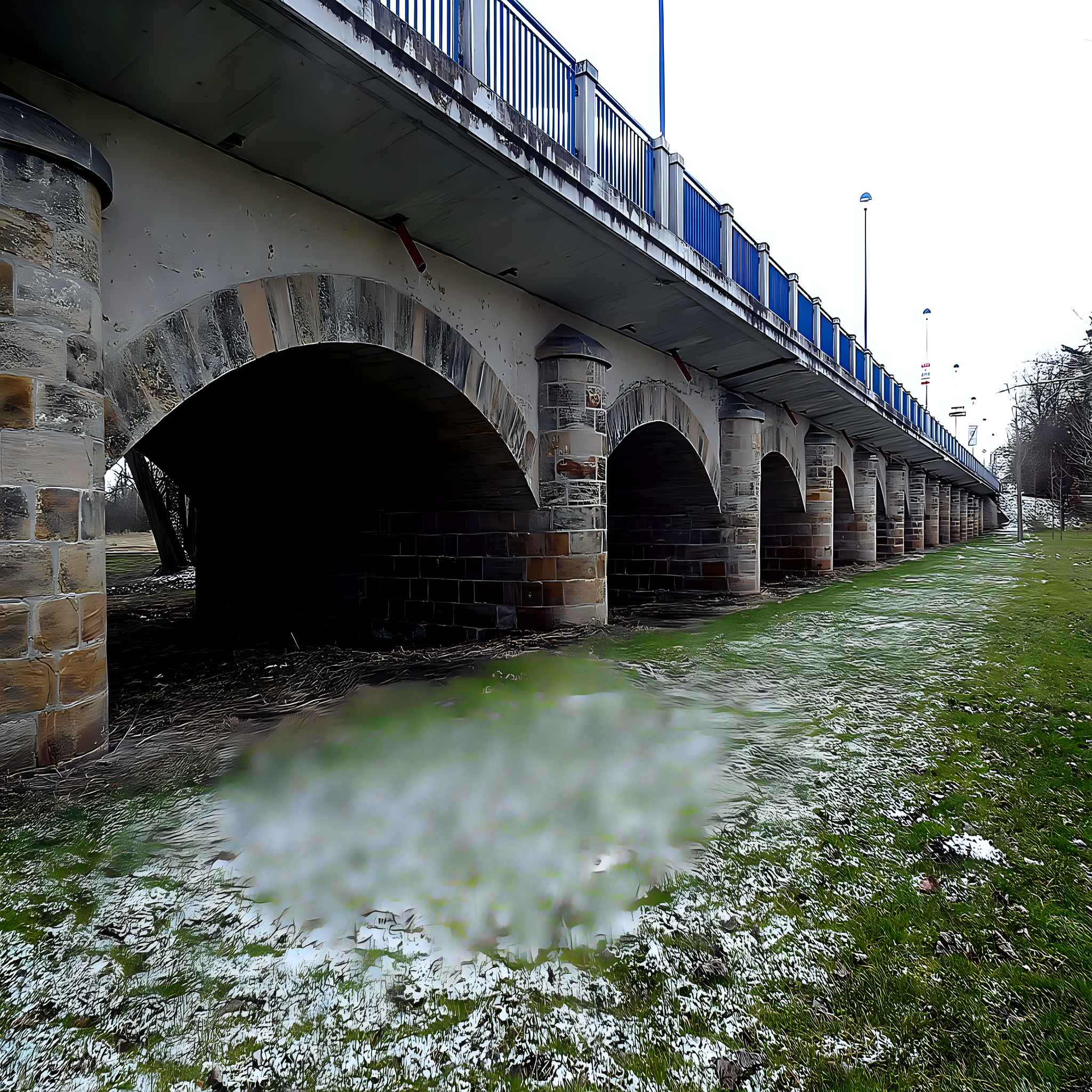 
<span>inundační most v Poděbradech</span>
