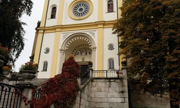 Kostel Nanebevzetí Panny Marie (Mariánské Lázně)