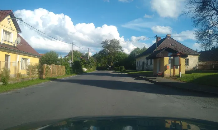 Kostel svatého Jana Nepomuckého (Hlavňovice)