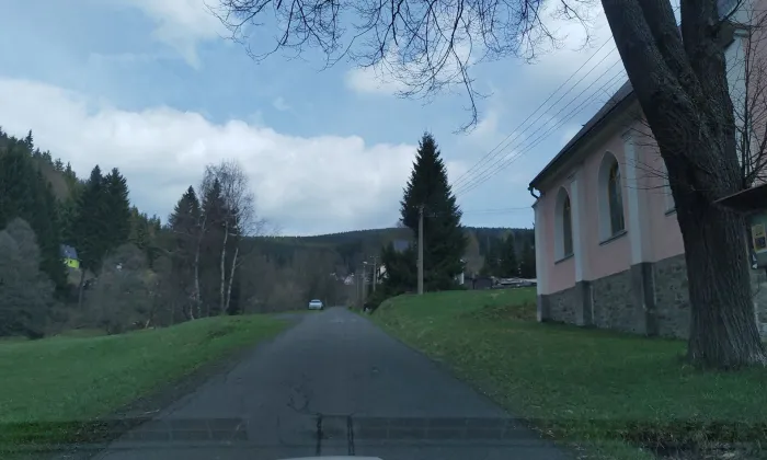 kostel Nejsvětějšího Srdce Ježíšova (Suchá)