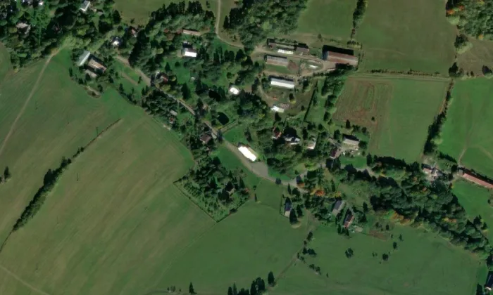 Kostel Archanděla Michaela (Dětřichovice) – letecký pohled