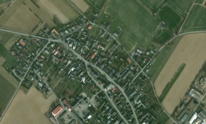 Kostel Nejsvětější Trojice (Hlavnice) – letecký pohled