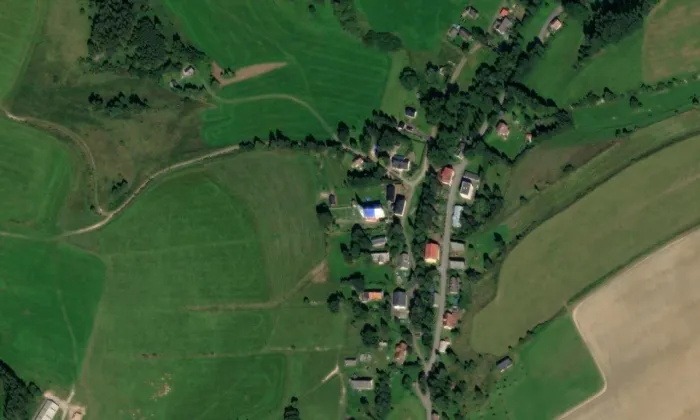 Kostel Nejsvětější Trojice (Zdoňov) – letecký pohled