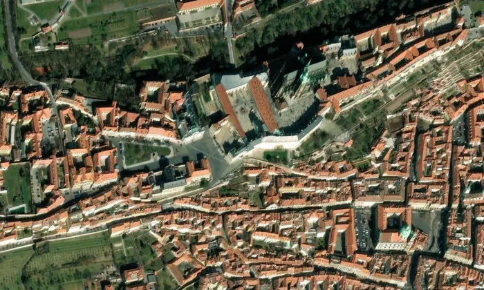 Kostel Panny Marie (Praha) – letecký pohled