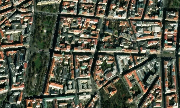 Kostel svatého Štěpána v Praze – letecký pohled