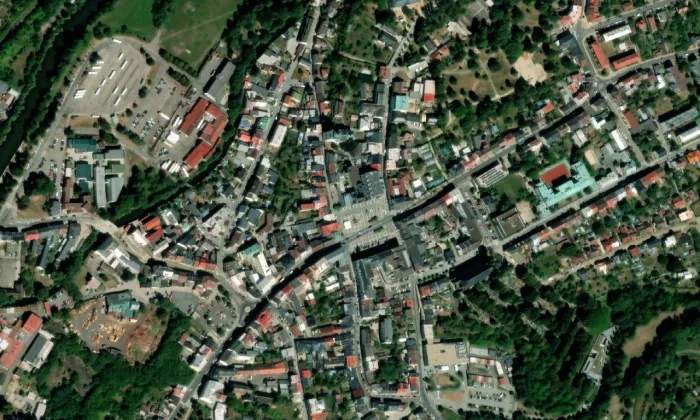 Kostel svatého Františka z Assisi v Turnově – letecký pohled