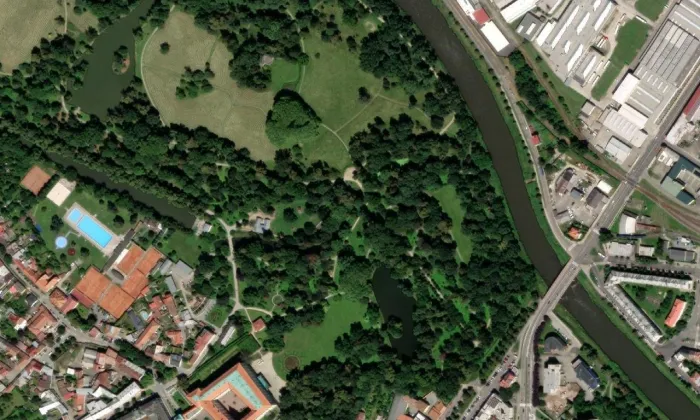 Podzámecká zahrada – letecký pohled