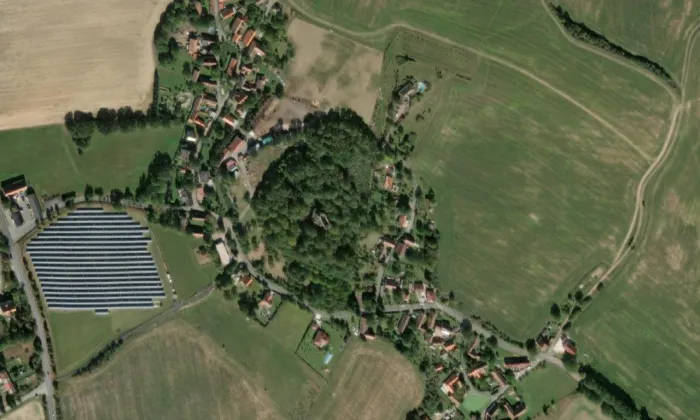 Vlčtejn – letecký pohled