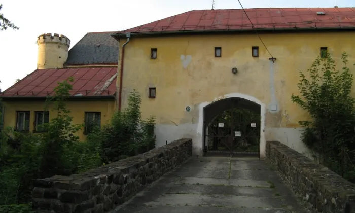 Zámek Dívčí Hrad