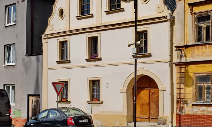 Kostel Nanebevzetí Panny Marie (Poběžovice)