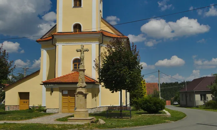 Kostel Panny Marie Sedmibolestné (Šubířov)