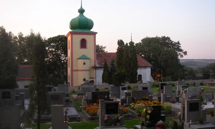 kostel Všech svatých (Knovíz)