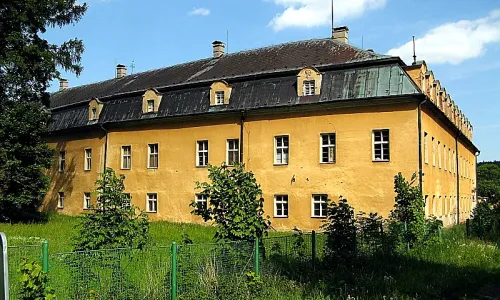 Zámek Hošťálkovy