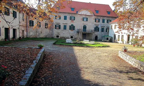 Zámek Litenčice