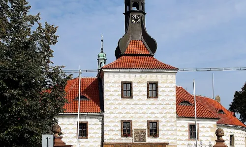 zámek Kostelec nad Černými lesy