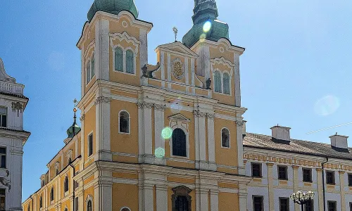 Kostel Nanebevzetí Panny Marie v Hradci Králové