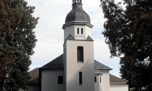 Kostel Nejsvětější Trojice (Předměstí)