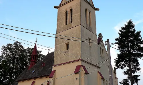 Kostel svatého Cyrila a Metoděje (Podivice)