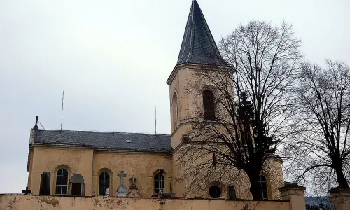 Kostel svatého Martina a Prokopa (Karlík)