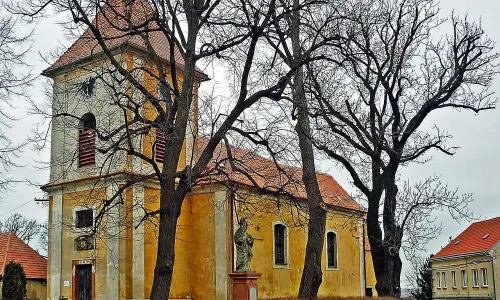 Kostel svatého Mikuláše (Nepomyšl)