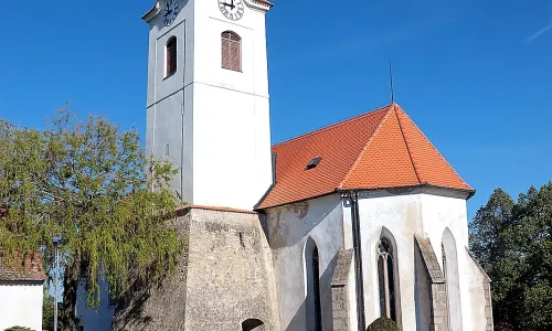 Kostel svatého Petra a Pavla (Horní Újezd)