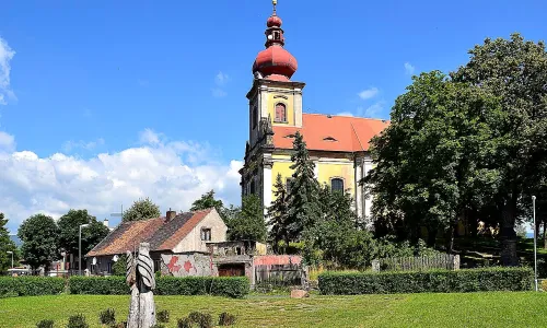 Kostel svatého Petra a Pavla (Jeníkov)