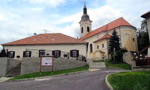 Kostel svatého Štěpána (Hrušovany nad Jevišovkou)