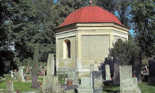 Pohřební kaple Povýšení svatého Kříže ve Šťáhlavech