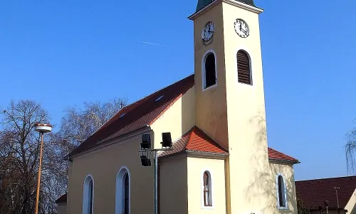 kostel svatého Cyrila a Metoděje (Lužice)