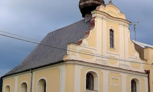 kostel svatého Kříže (Zlaté Hory)
