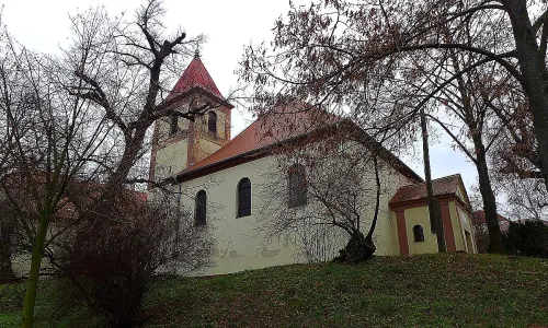 kostel svatého Petra a Pavla (České Křídlovice)