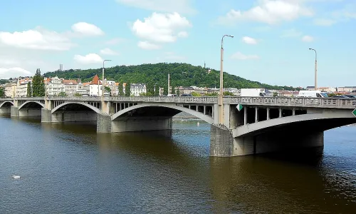 Jiráskův most
