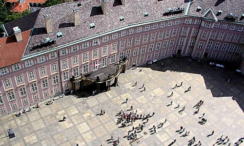 Třetí nádvoří Pražského hradu