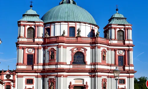 Bazilika svatého Vavřince a svaté Zdislavy