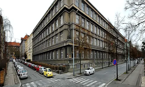 Budova Vojenského zeměpisného ústavu