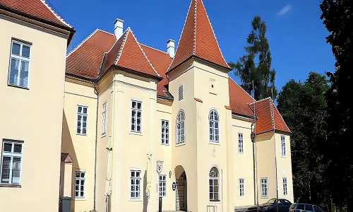 zámek Kněžice (Kněžice)
