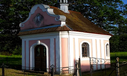 Kaple svaté Trojice (Zlaté Hory)