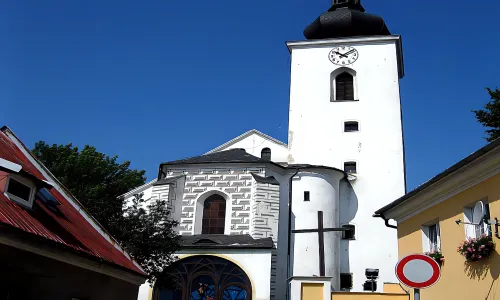 Kostel Nanebevzetí Panny Marie (Moravský Beroun)