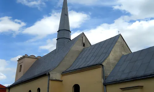 kostel svatého Ondřeje (Slavonín)