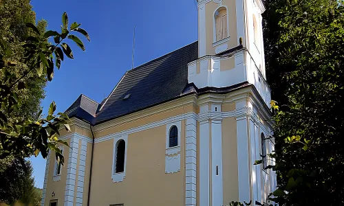 kostel svatého Petra a Pavla (Biskupice)