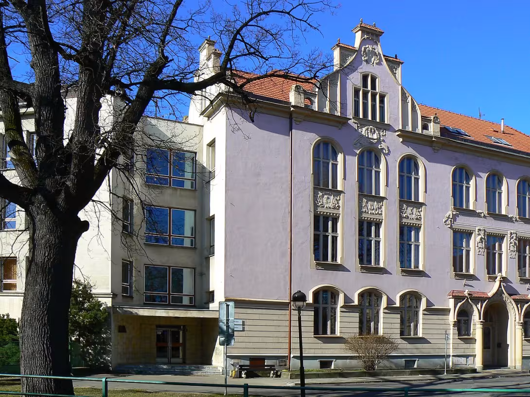 Dnešní pohled – Dívčí lyceum spolku Ludmila