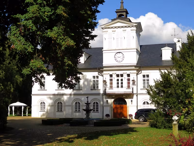 Dnešní pohled – zámek Niměřice